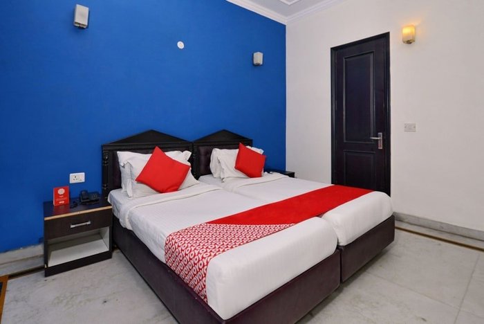 OYO TOWNHOUSE 330 DLF PHASE-2 - Prices & Specialty Hotel Reviews ...