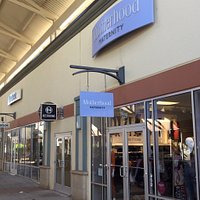 Cincinnati Premium Outlets (Monroe) - All You Need to Know BEFORE You Go