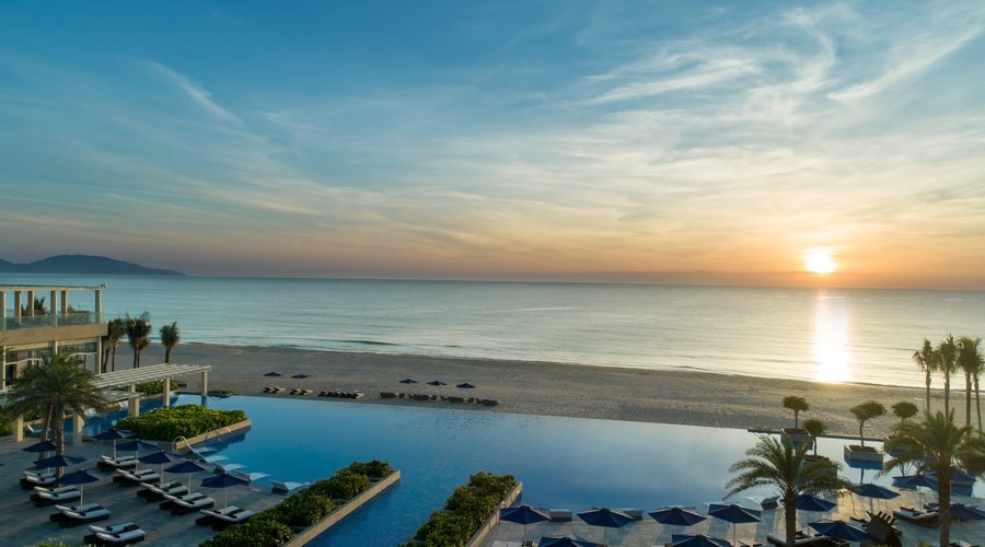 Infinity Pool - Sunrise