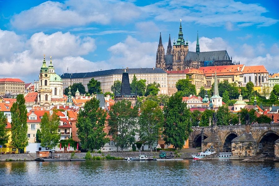 Prague Castle image