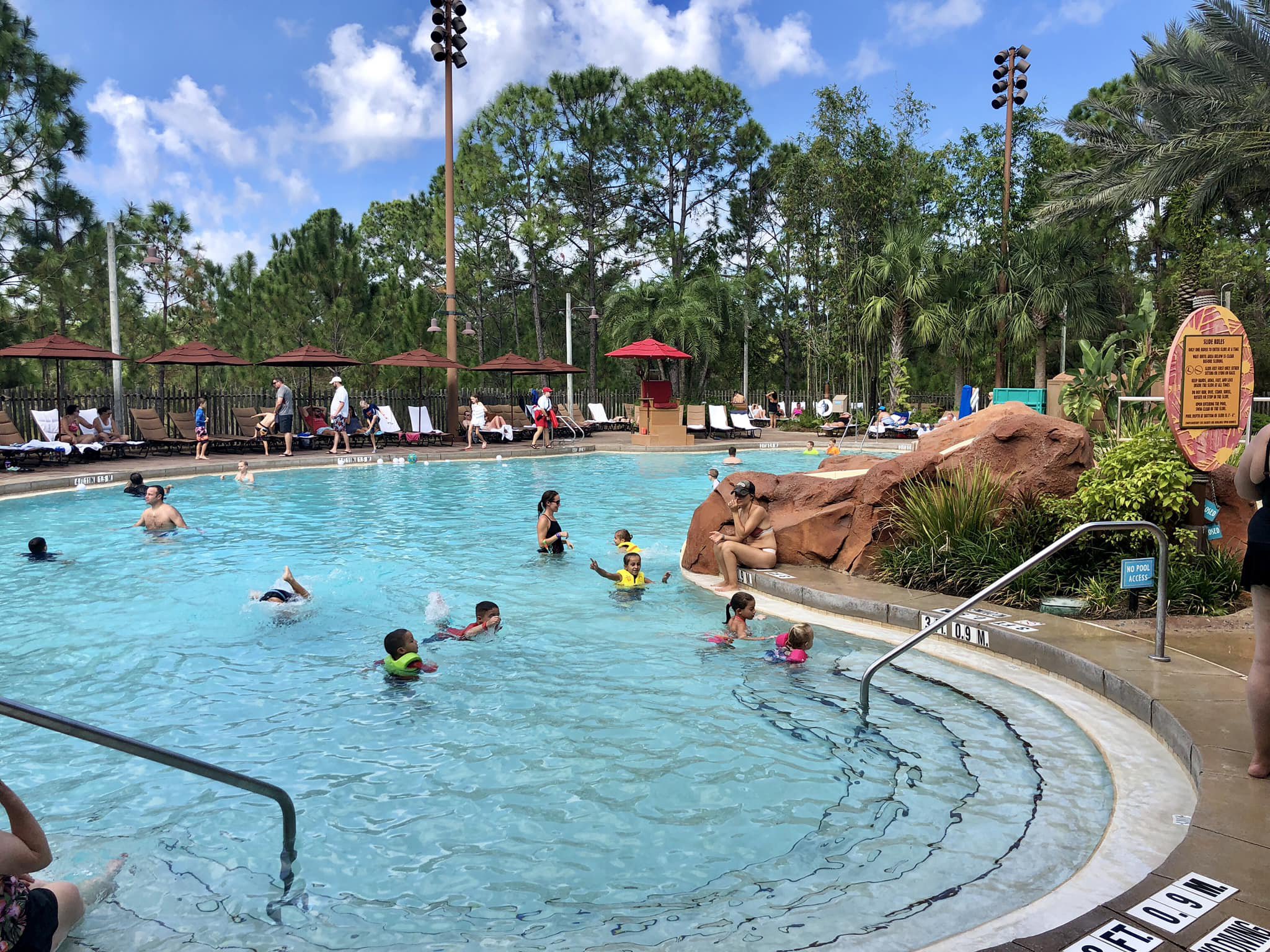 Disney S Animal Kingdom Villas Kidani Village Pool Pictures   Big Pool 