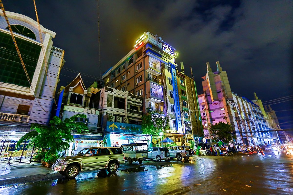 Golden City Light Hotel, hotel in Mandalay