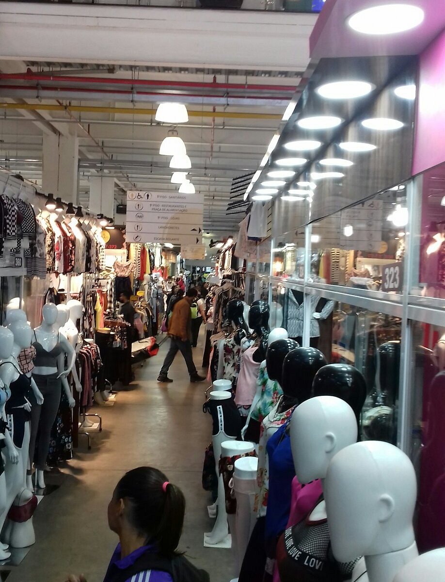 Shoppings do Brás tem filas e movimento fraco em dia de reabertura, Empresas