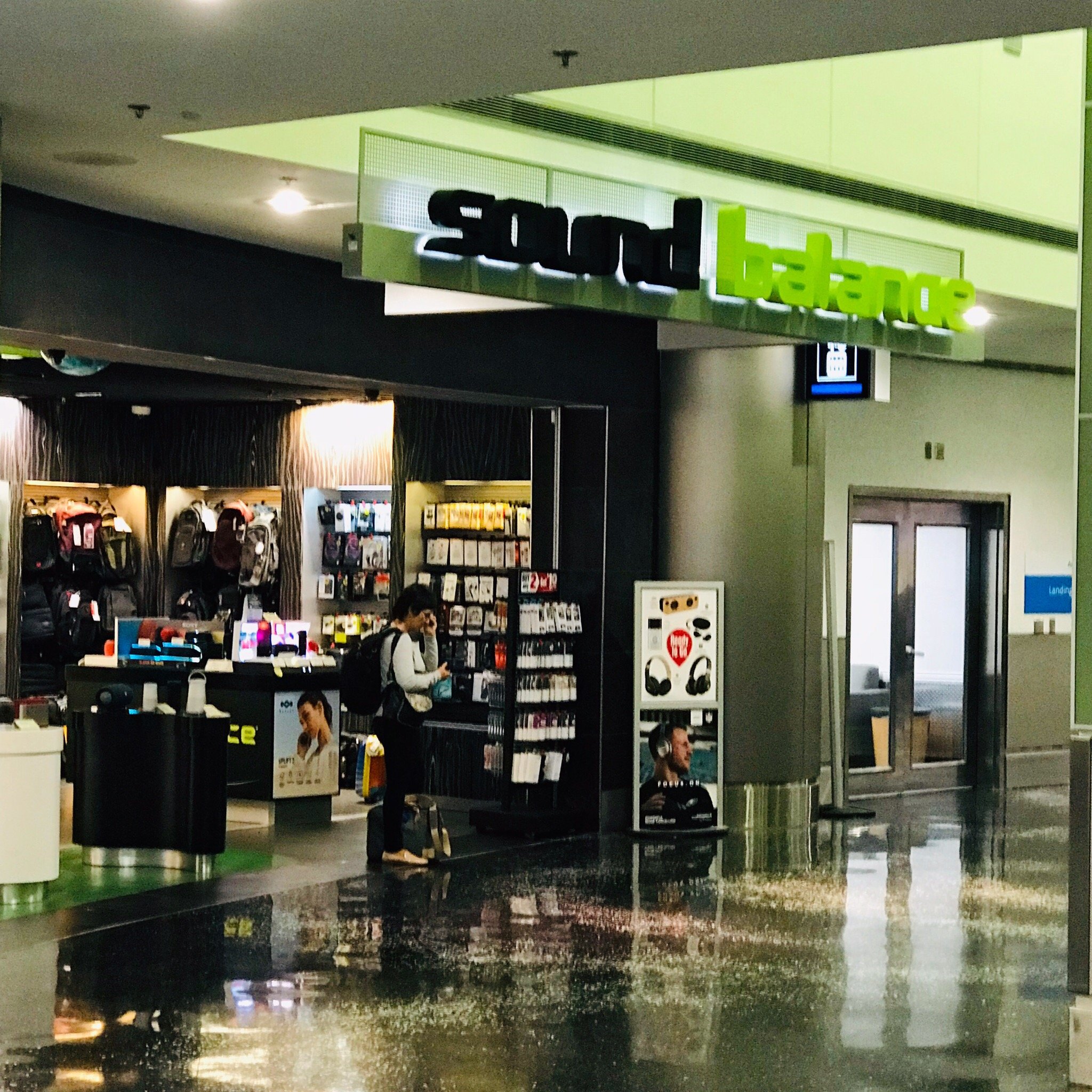 Comme des online gar?ons miami airport