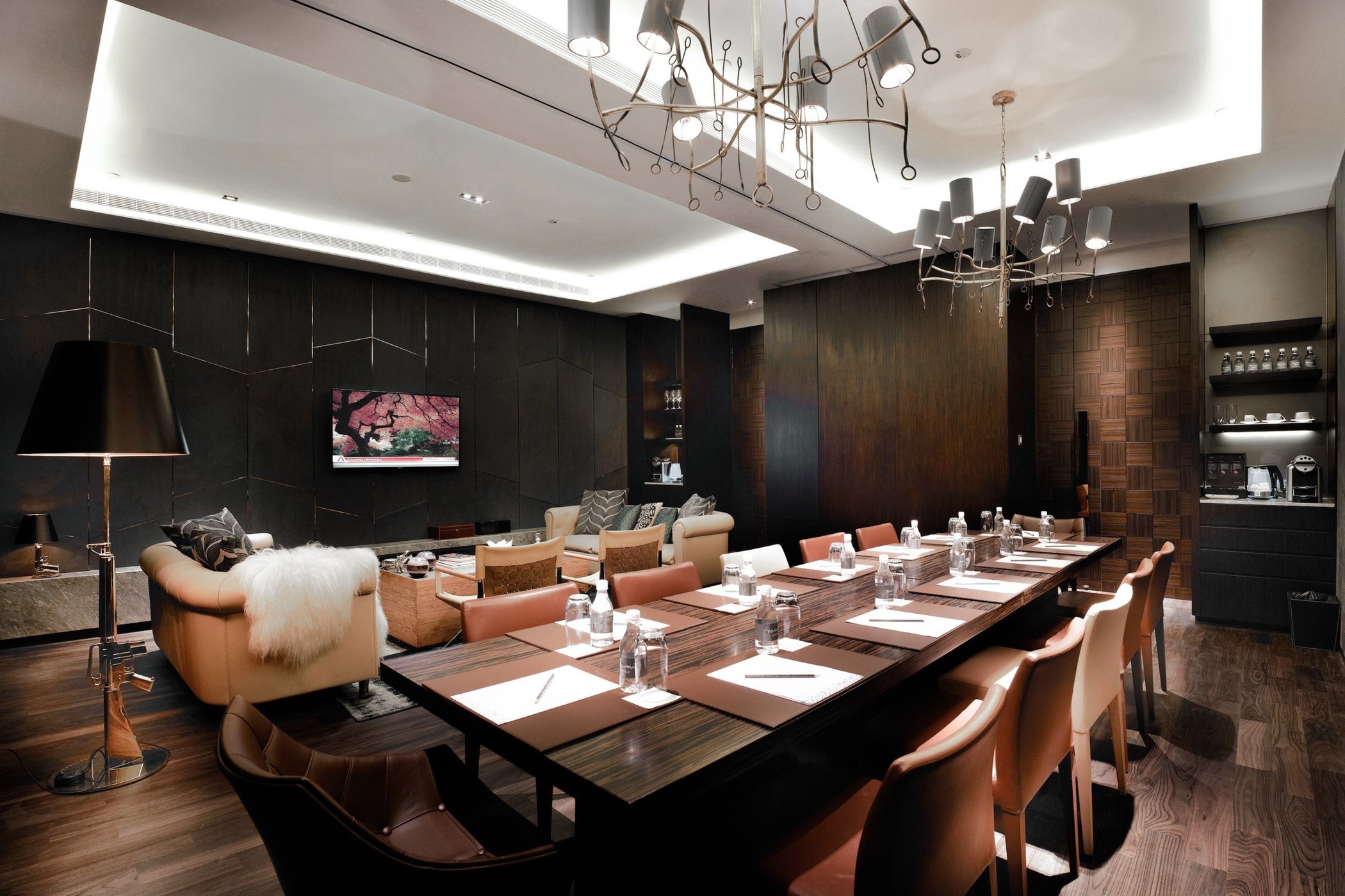 Naumi Hotel Singapore by null