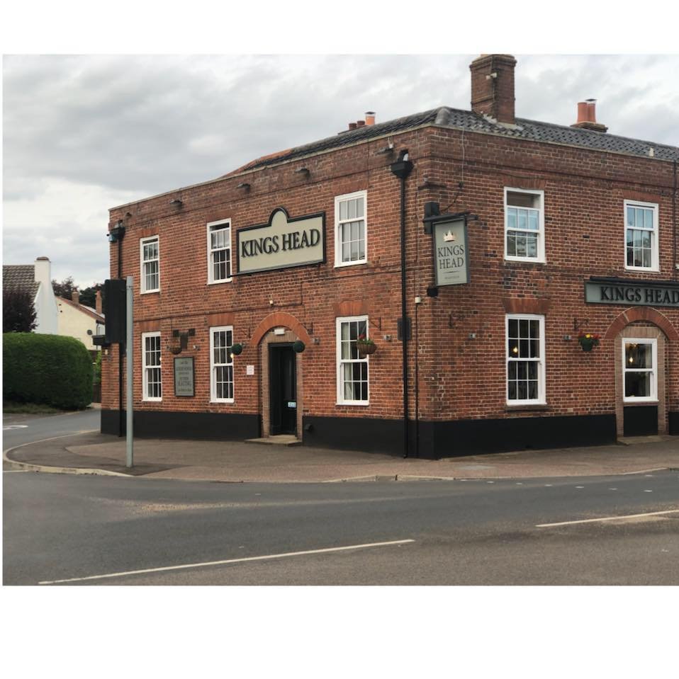 THE KING'S HEAD, Blofield - Updated 2024 Restaurant Reviews, Menu ...