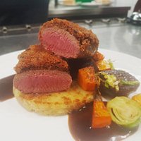 Lammrücken/Kakaokruste/Herbstgemüse/Riebeltaler