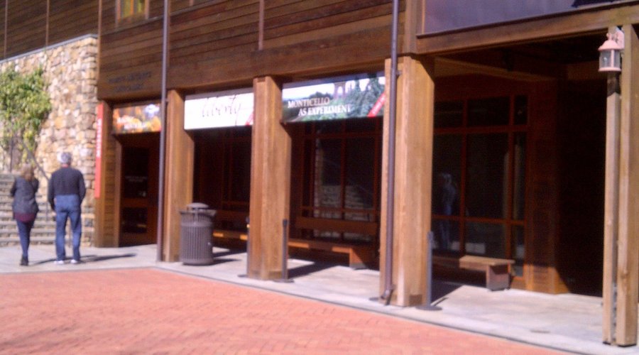 Monticello Café