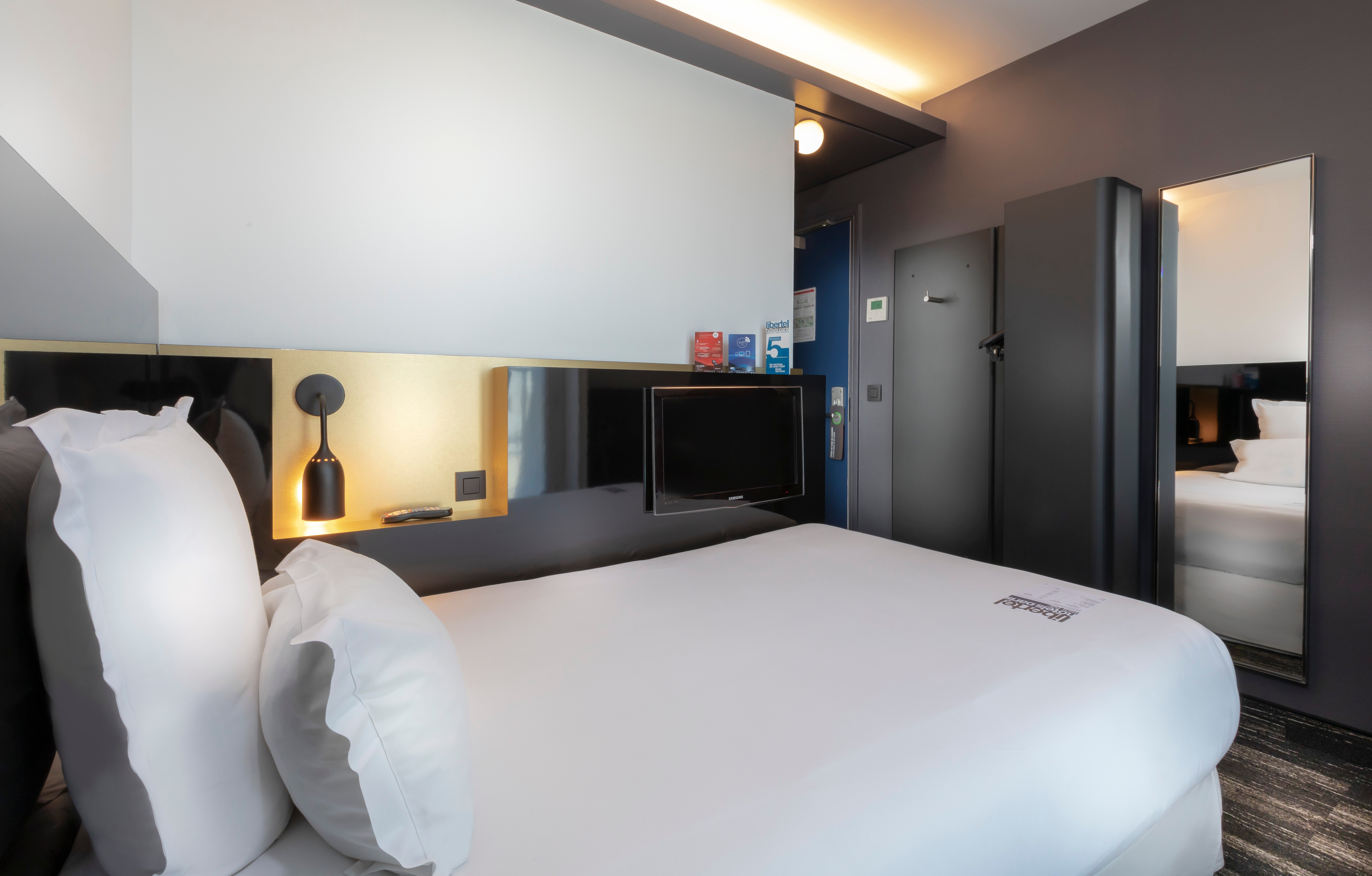 Libertel Gare de l'Est Francais Rooms: Pictures & Reviews