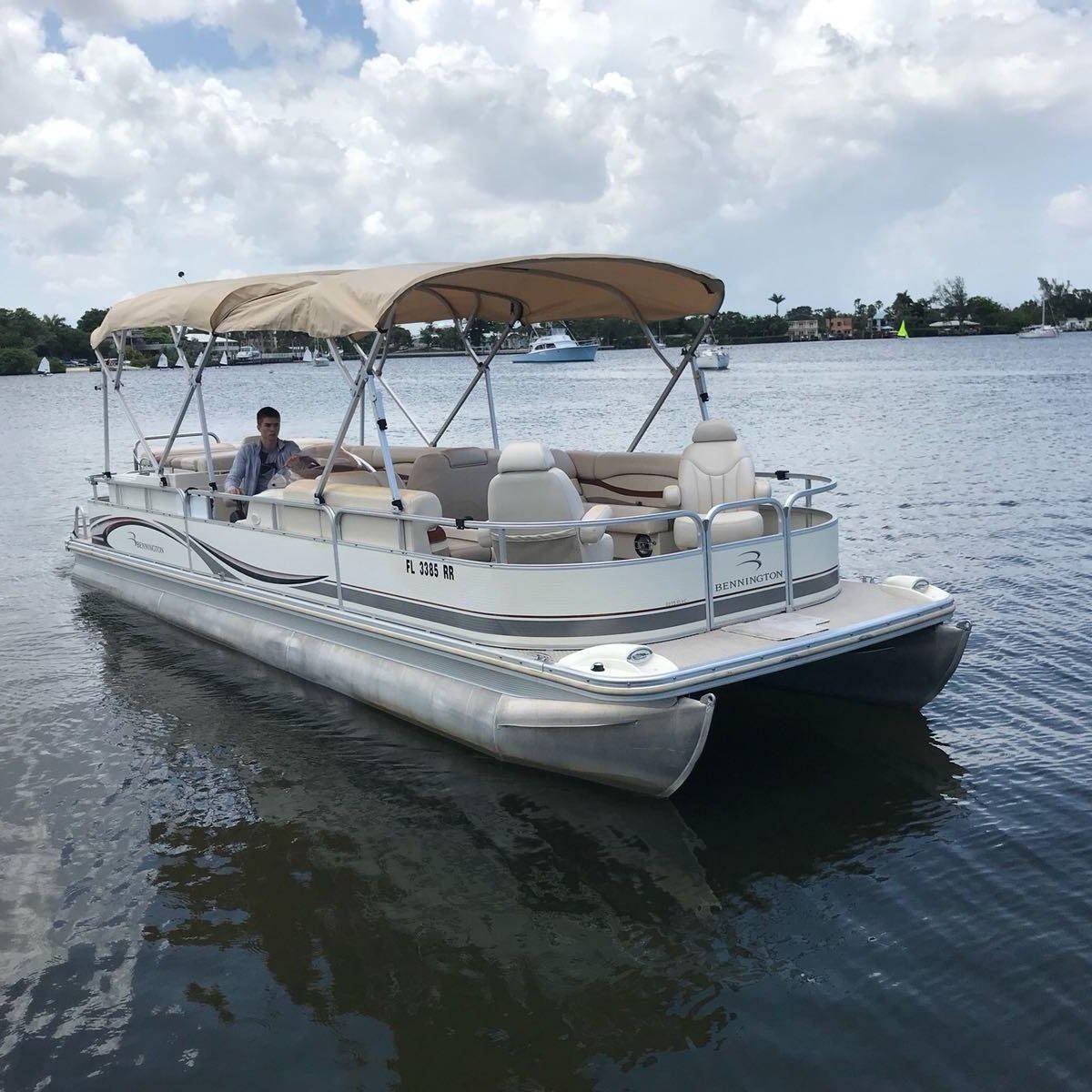 UNIQUE & COZY BOAT TOUR ON MIAMI'S BAY (Miami Beach) - All You Need to ...