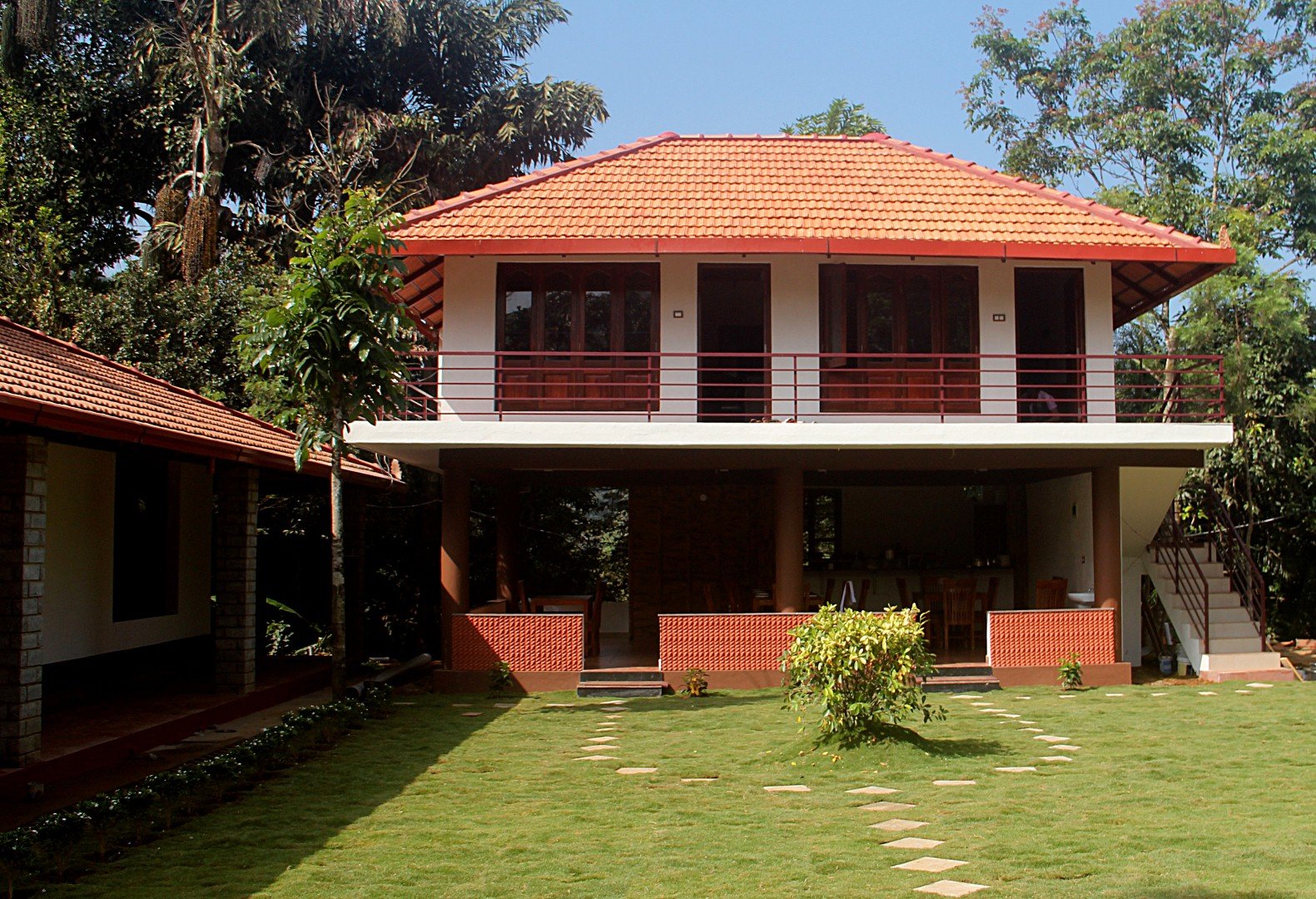 BROOK STONE VILLA Coorg Madikeri 6 8 8 1 5 969