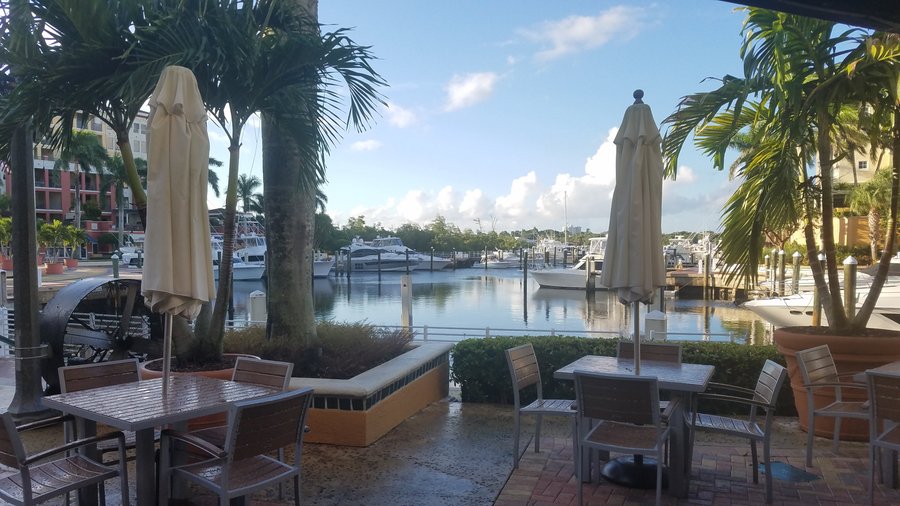 Dive Bar Restaurant