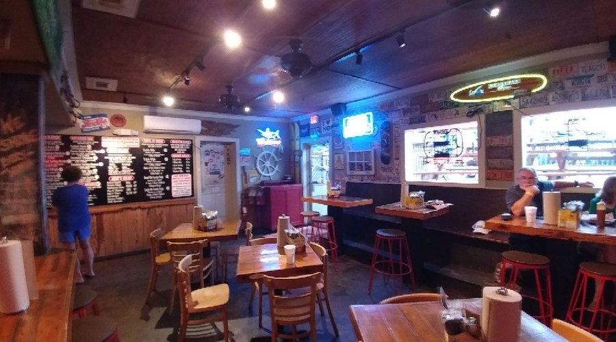 Moe's Original Bar B Que