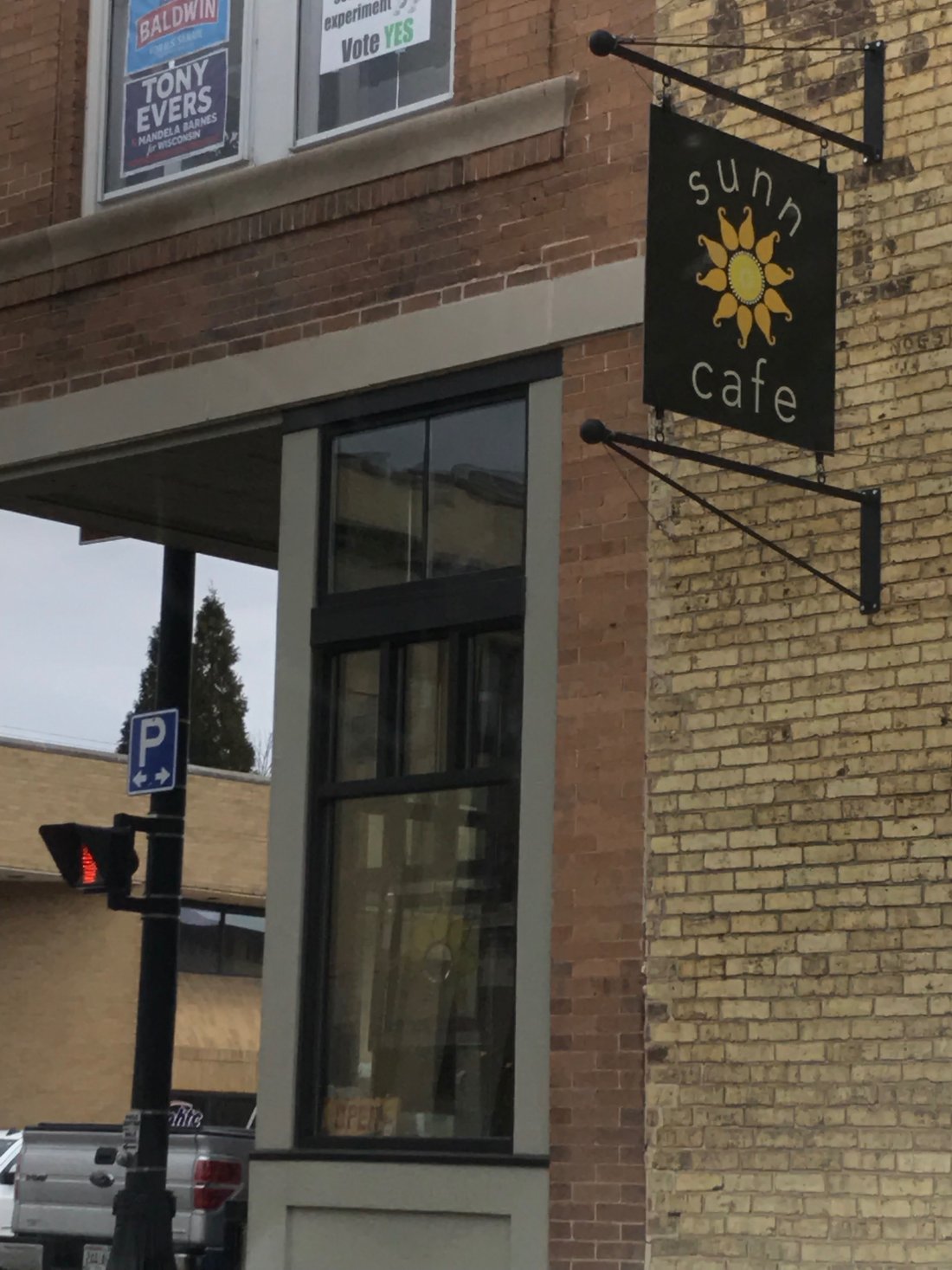 SUNN CAFE, Mount Horeb - Restaurant Reviews, Photos & Phone Number ...