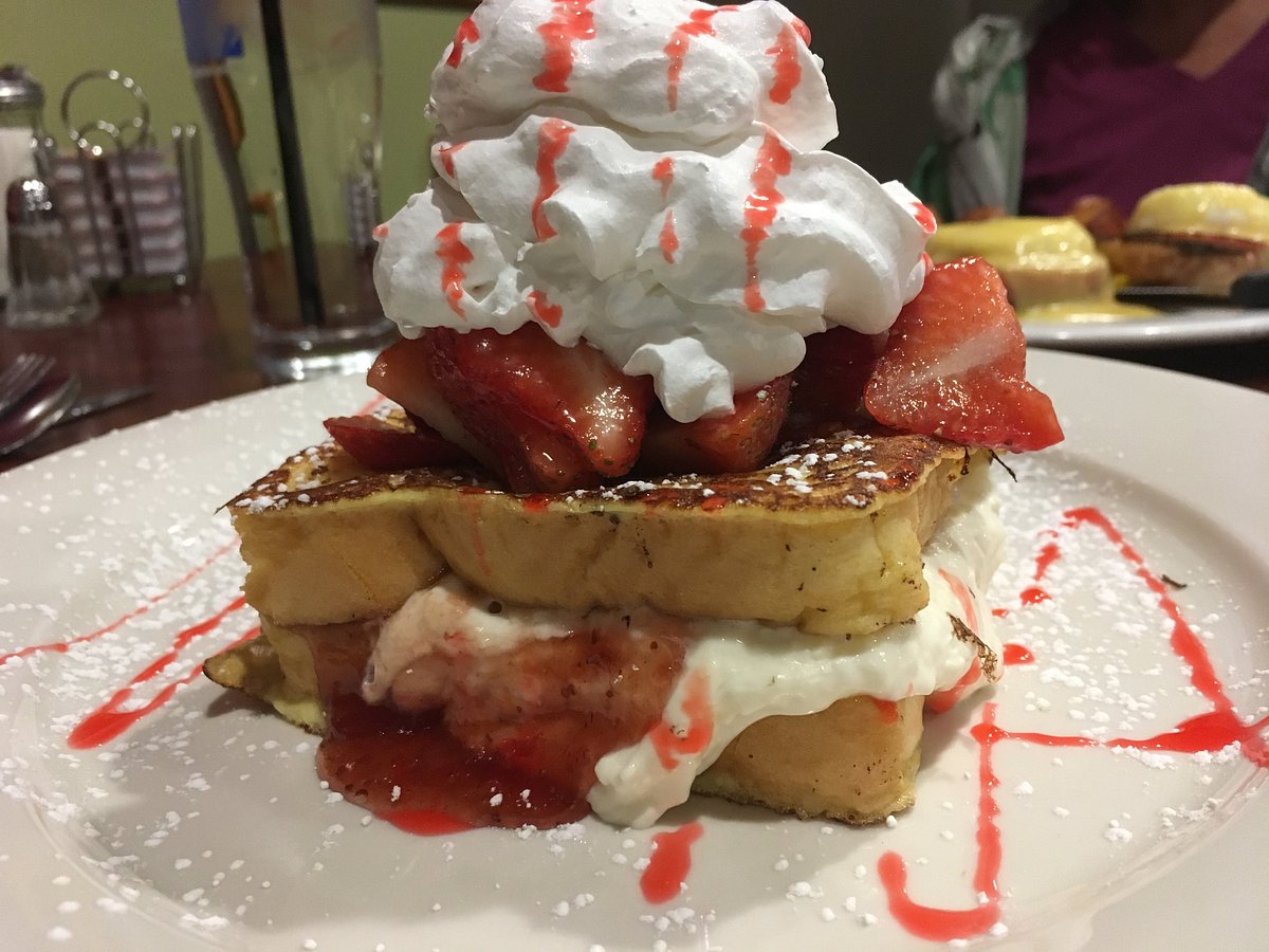 https://dynamic-media-cdn.tripadvisor.com/media/photo-o/15/34/b3/17/stuffed-french-toast.jpg?w=1200&h=-1&s=1