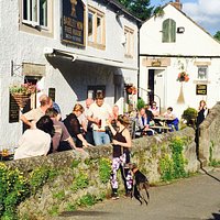 A beautiful 18th century freehouse... in a beautiful and picturesque village... south facing little suntrap when the sun is out :)