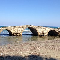 Argassi Bridge ruins