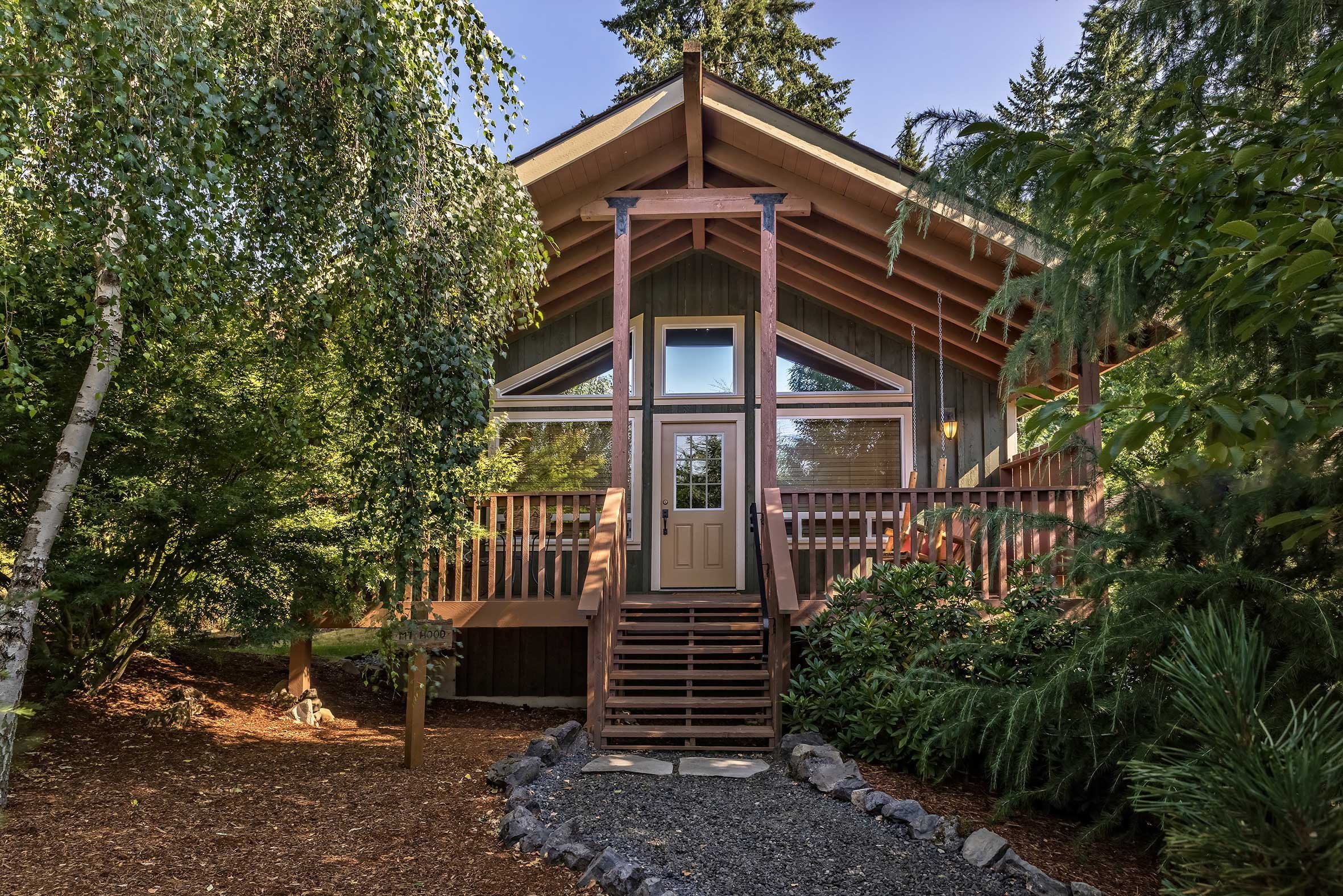 CARSON RIDGE LUXURY CABINS - Updated 2022 Prices & B&B Reviews (Washington)