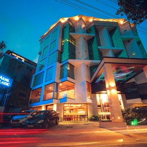 Akhil Classic in Thiruvananthapuram (Trivandrum), image may contain: Hotel, Neighborhood, City, Lighting