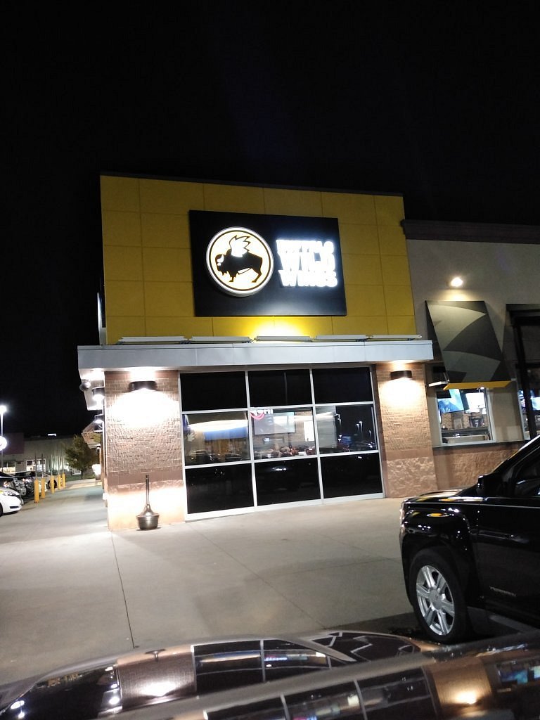 BUFFALO WILD WINGS, Wichita - 1918 N Rock Rd - Photos & Restaurant Reviews  - Order Online Food Delivery - Tripadvisor