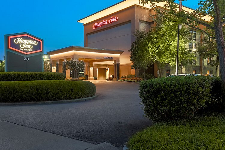 HAMPTON INN MEMPHIS-WALNUT GROVE/BAPTIST HOSPITAL EAST $84 ($̶1̶1̶3̶