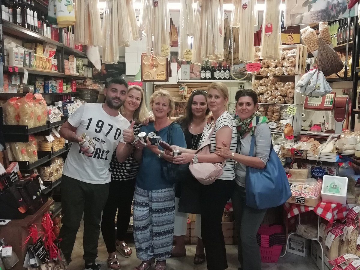 Shopping @ SSC NAPOLI Official Store - Foto di Private Tours Naples, Napoli  - Tripadvisor