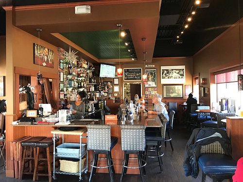 Amendment 21 Restaurant & Cocktail Bar in Downtown Bellingham
