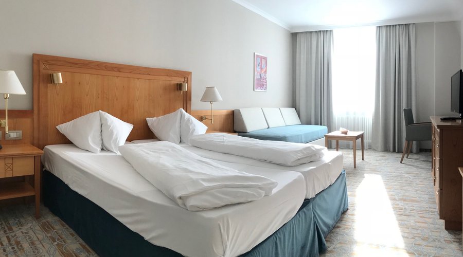 Zimmer - Camera - Room