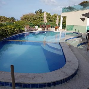 Piscina adulto e infantil, aquecidas.