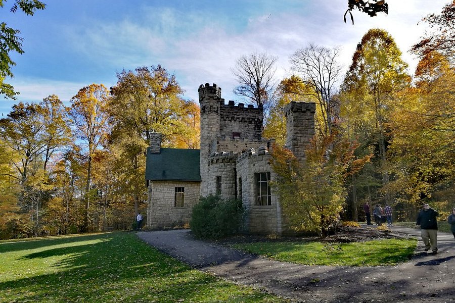 Squire's Castle image