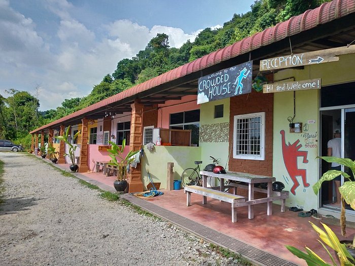 The Crowded House Bewertungen And Fotos Pantai Cenang Malaysia