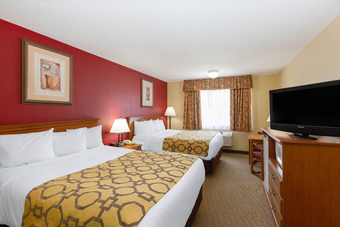 Baymont by Wyndham Fort Dodge Rooms: Pictures & Reviews - Tripadvisor