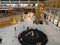 Landmark Hong Kong - Luxury Shopping Mall in Central Hong Kong – Go Guides