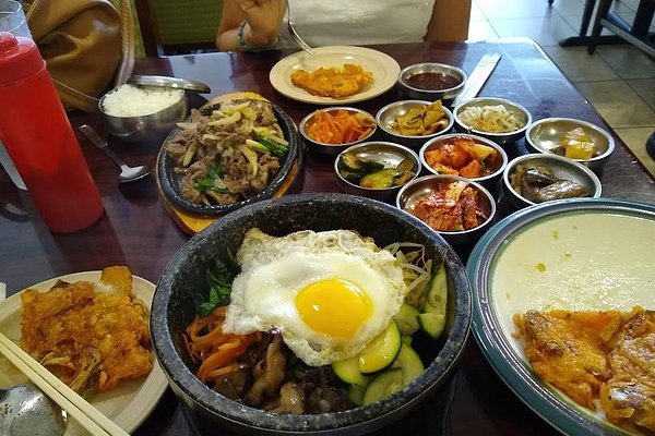 https://dynamic-media-cdn.tripadvisor.com/media/photo-o/15/46/2f/44/gangnam-korean-restaurant.jpg?w=600&h=400&s=1