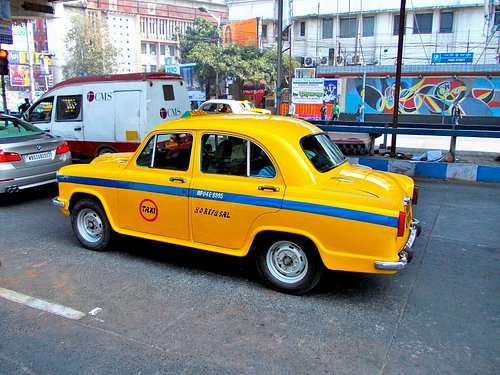 kolkata tourist taxi service