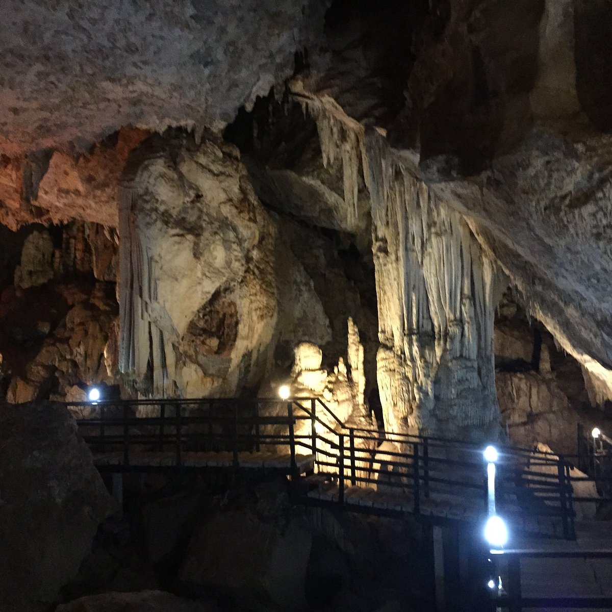 Diamond cave. Алмазная пещера. Пещера Краби. Даймонд Кейвс. Diamond in Cave.