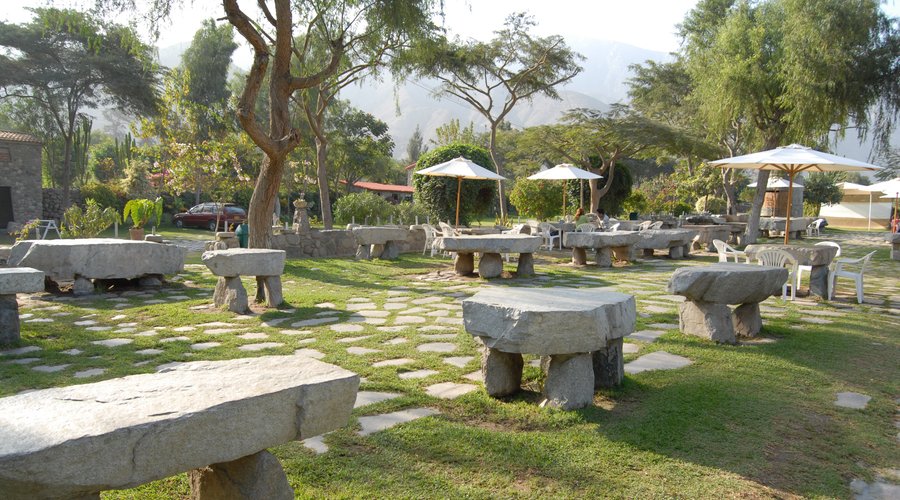 Mesa de Piedra - Restaurante Cultural