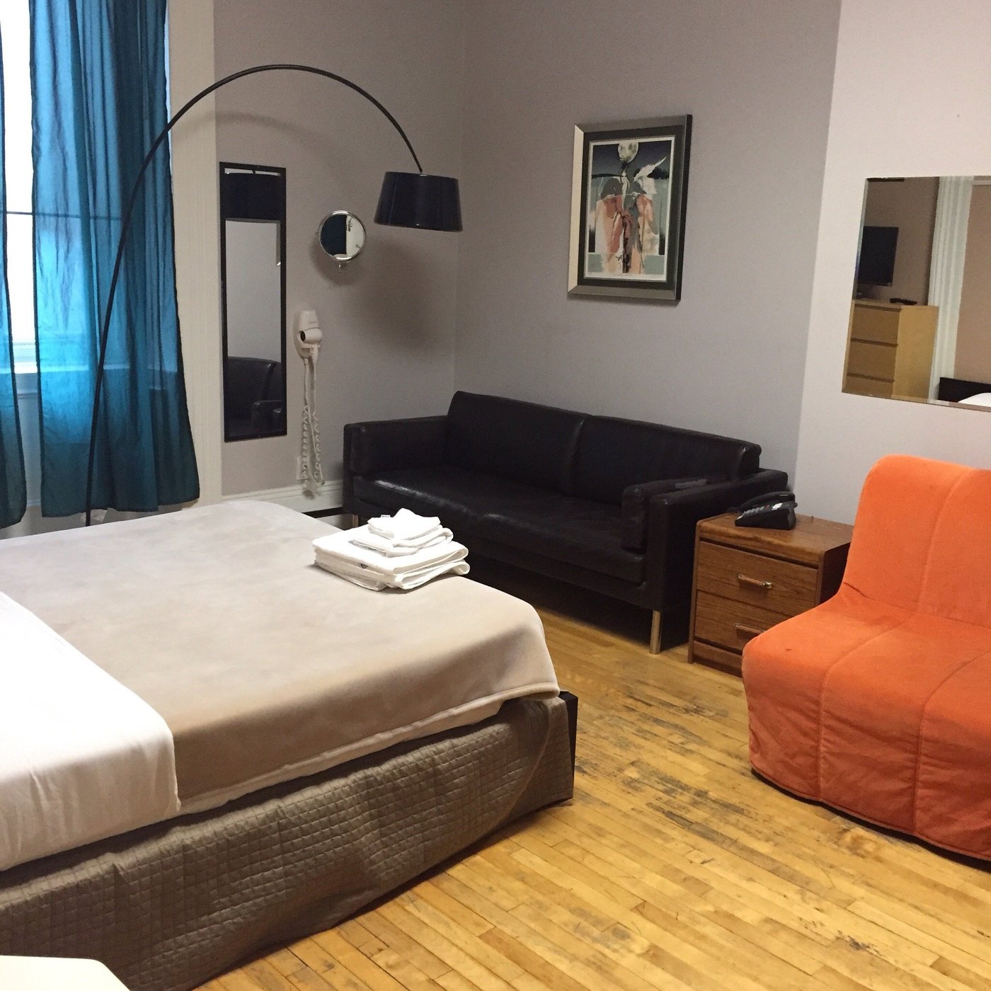 HOTEL MONTREAL ESPACE CONFORT desde $ 678.261 (Canadá) - opiniones y