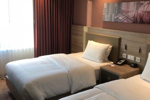 Room & Suite