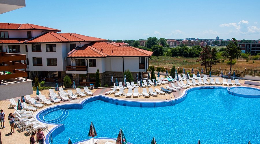 Festa Gardenia Hills () Festa Gardenia Hills