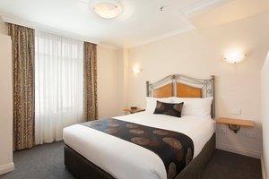 Room & Suite