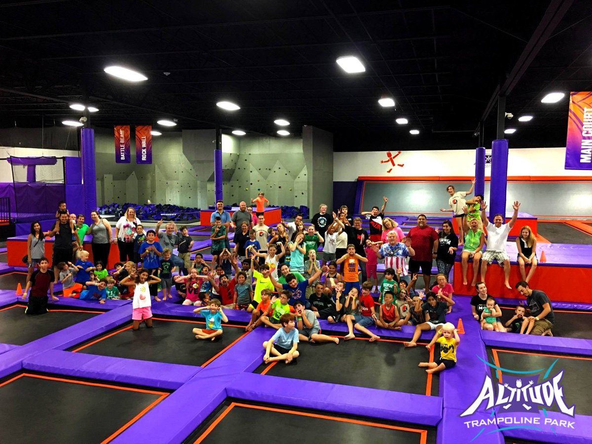 Altitude Chicago Indoor Trampoline Park Family Entertainment Center