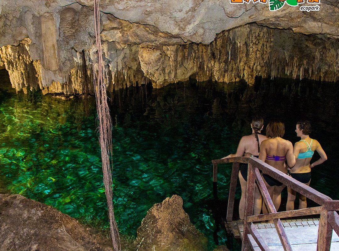 cenotes zapote cancun