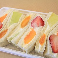 ロイヤルフルーツサンド