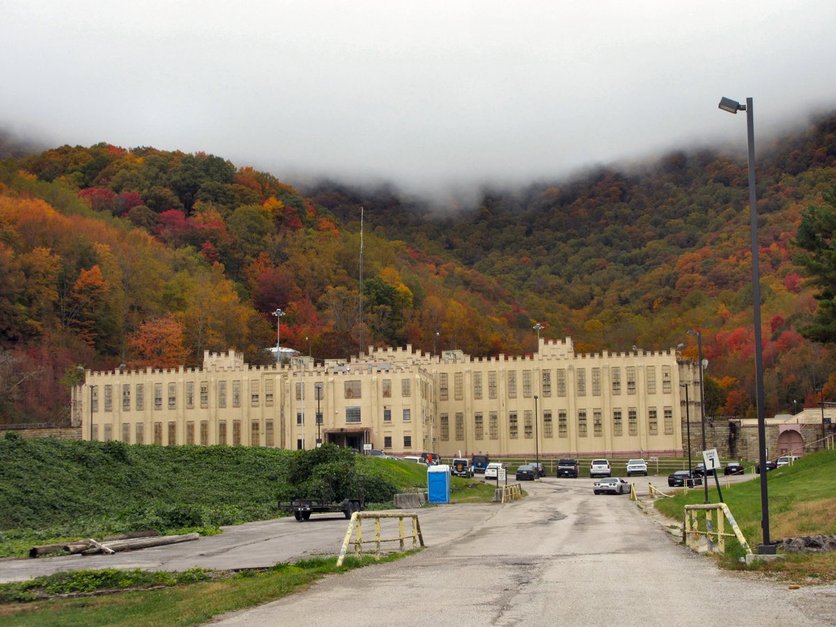 Historic Brushy Mountain State Penitentiary (Petros) - Lo que se debe