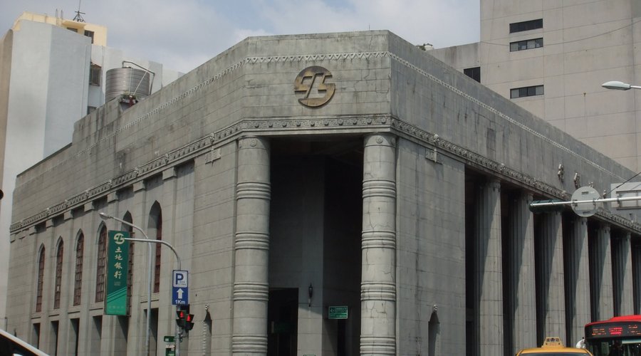 旧日本勧業銀行台南支店