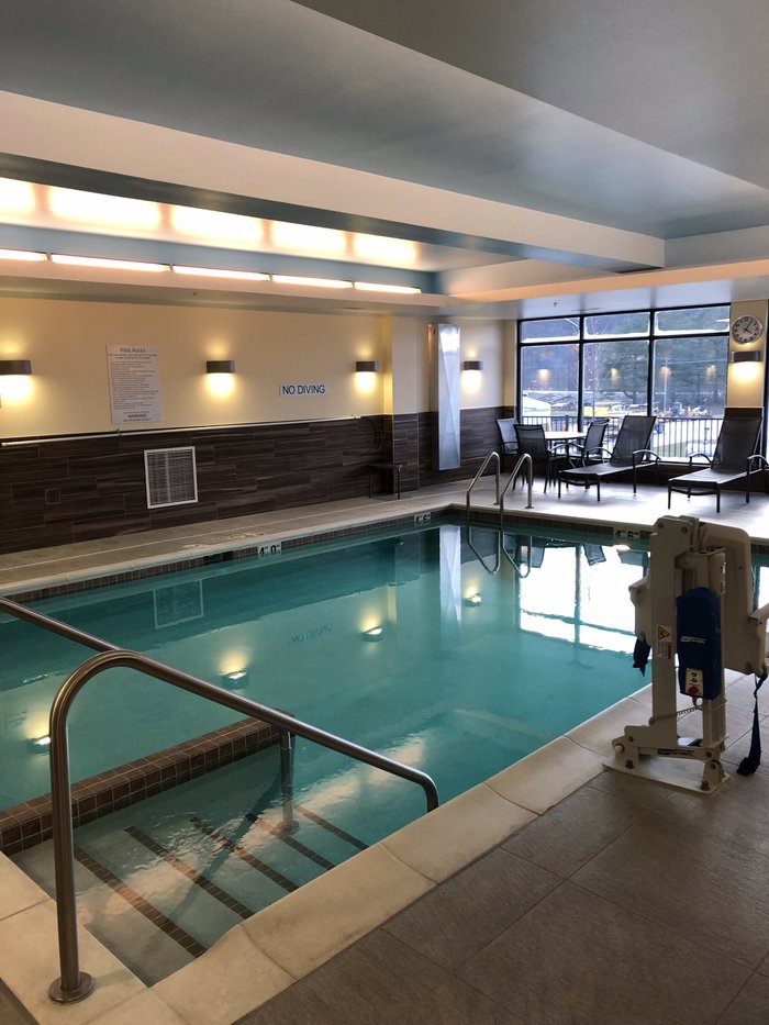 Fairfield Inn & Suites Decorah Pool: Pictures & Reviews - Tripadvisor