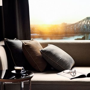 Our guest rooms feature beautiful views of the Story Bridge, Brisbane River and CBD cityscape.