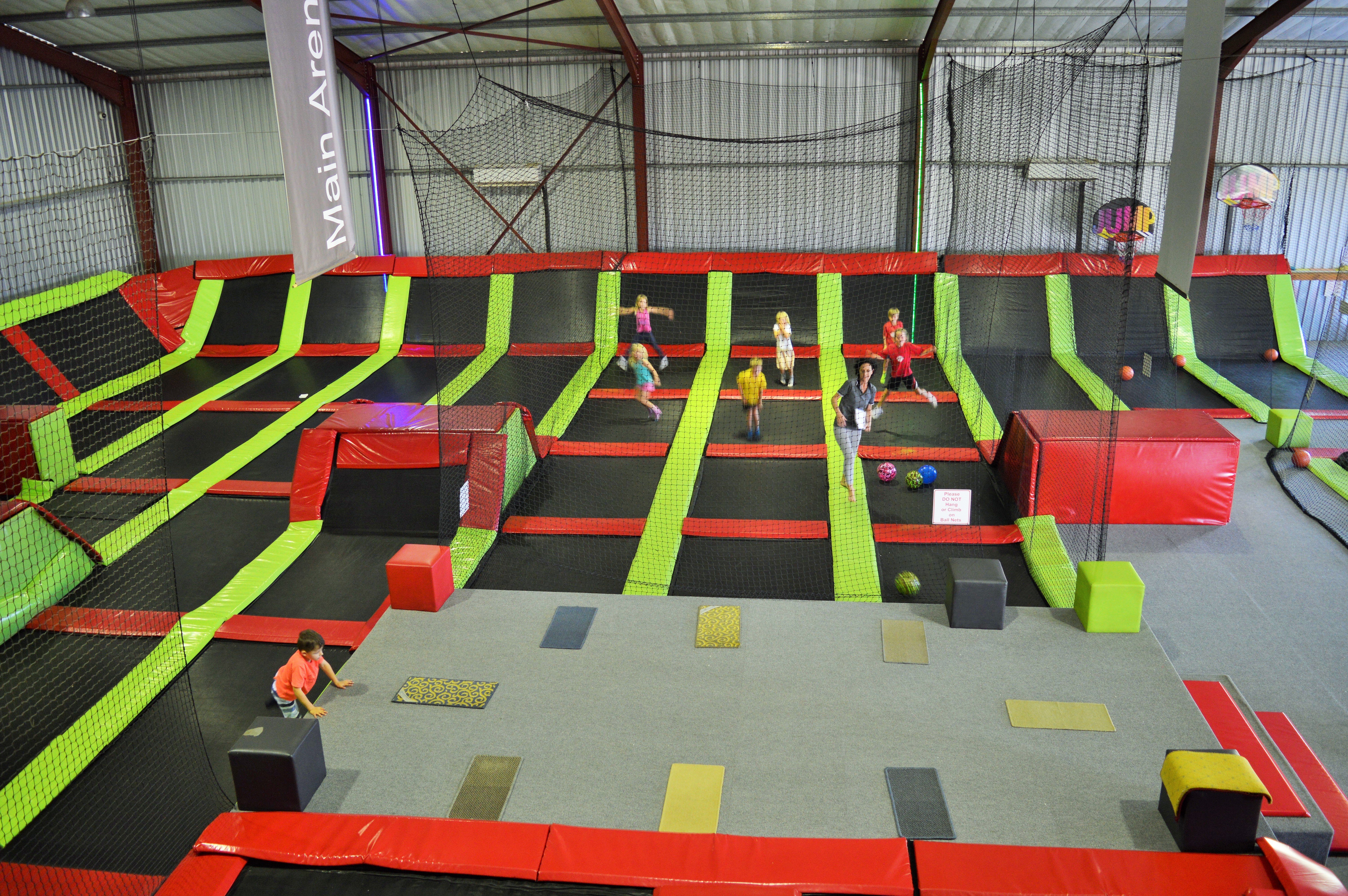 Trampoline park near on sale me open now