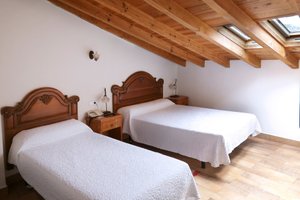 Room & Suite
